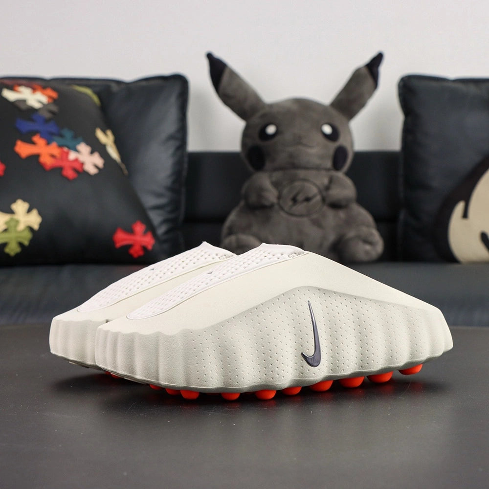 Mind 001 Light Bone 2026 - Toe perforated upper close-up pair