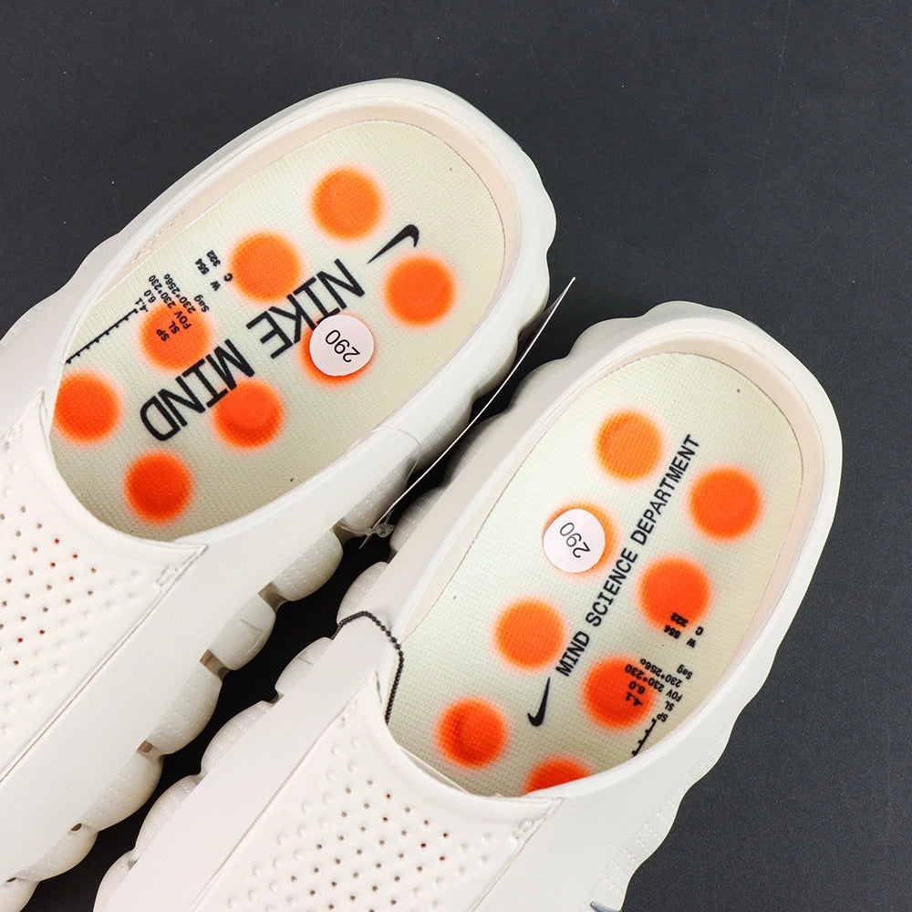 Mind 001 Mule Sail 2026 - Heel toe close-up perforated upper wave-ribbed midsole pair