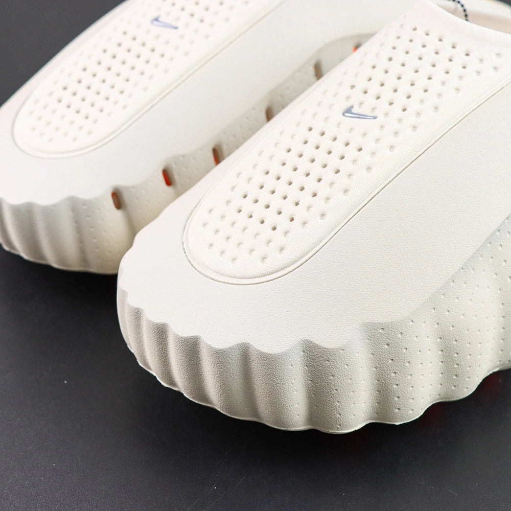 Mind 001 Mule Sail 2026 - Insole NK MIND orange spray-dot top view pair flat lay