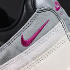 SB x Air Max 95 Cactus Flower - Forefoot Air Unit Close Up on Black Background Showing Vivid Cactus Flower Active Fuchsia Translucent AM95 Air Unit Visible Through White Midsole Window with Honey Gum Outsole Below