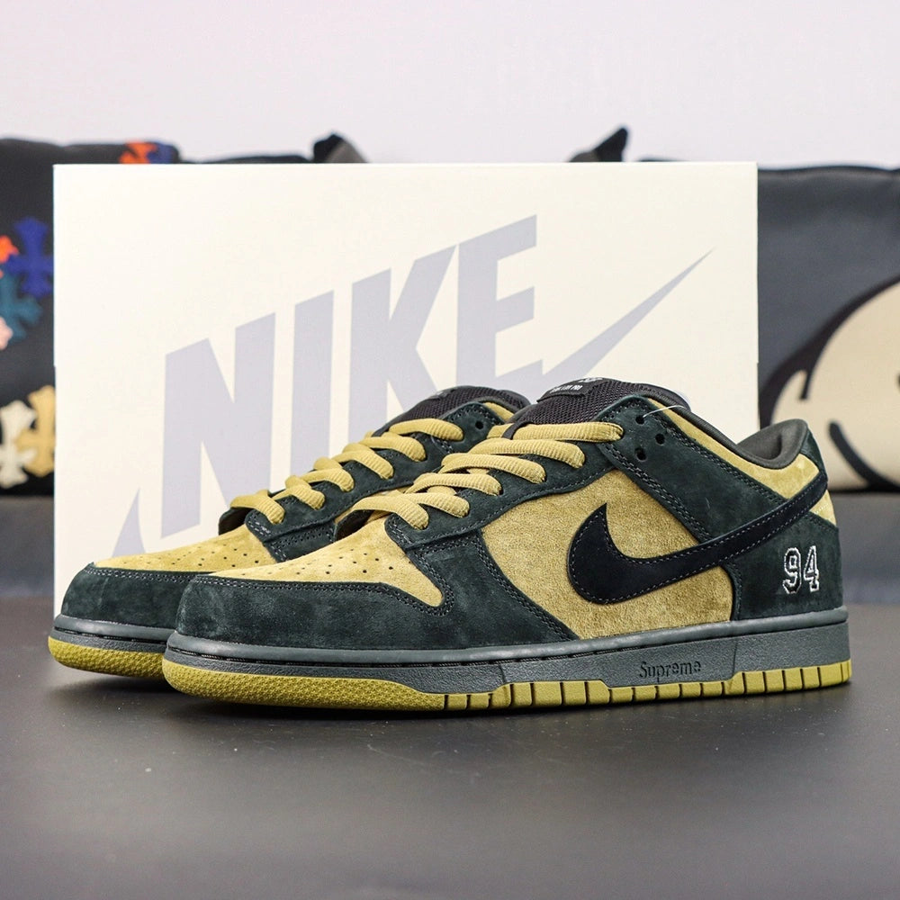 Sup x Dunk Low SB 'Camper Green' 2025