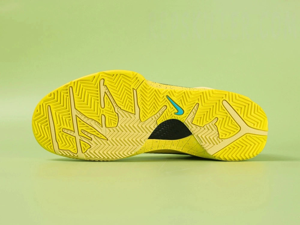 Kobe 4 Protro CHBL - pair side profile