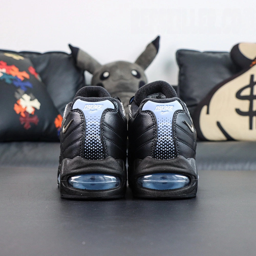 Palace x Air Max 95 Big Bubble Metallic Silver 2026 - Detail 3