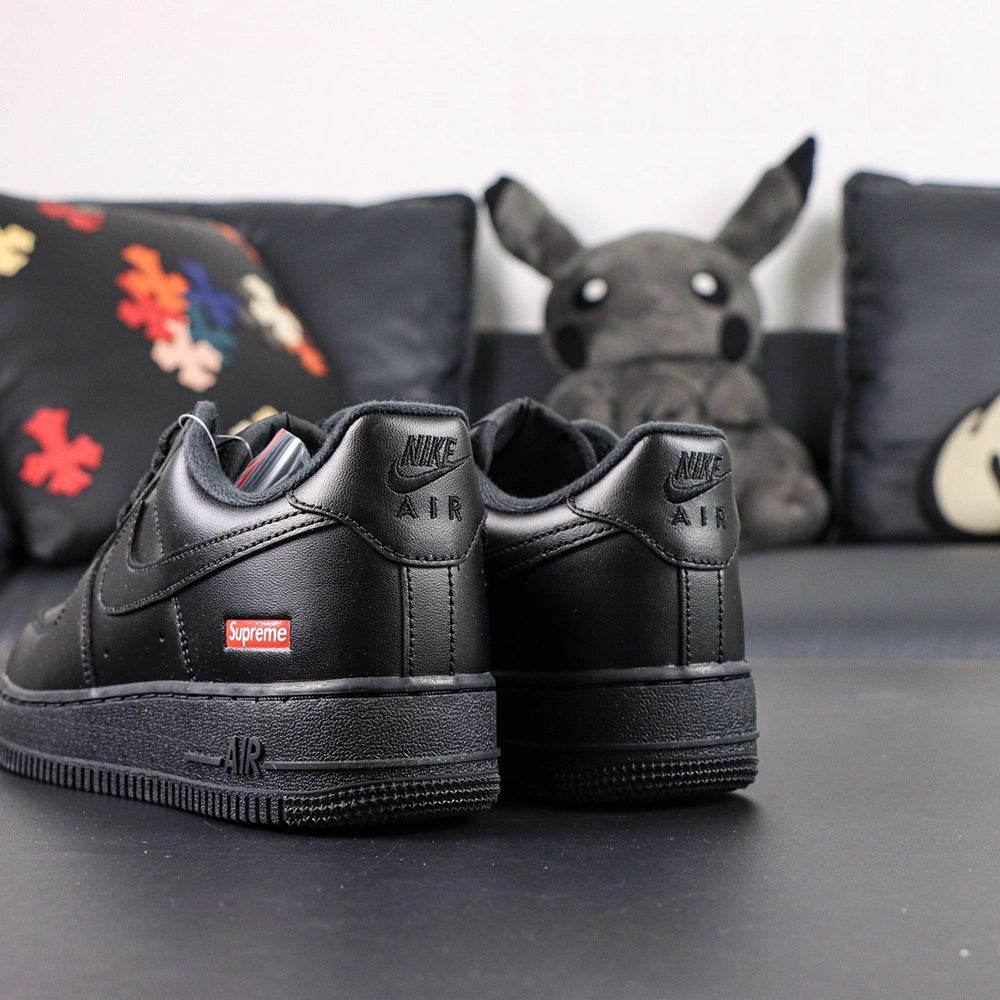 Supreme x Air Force 1 Low Box Logo Black 2020 - single shoe lateral profile red Supreme badge Pikachu