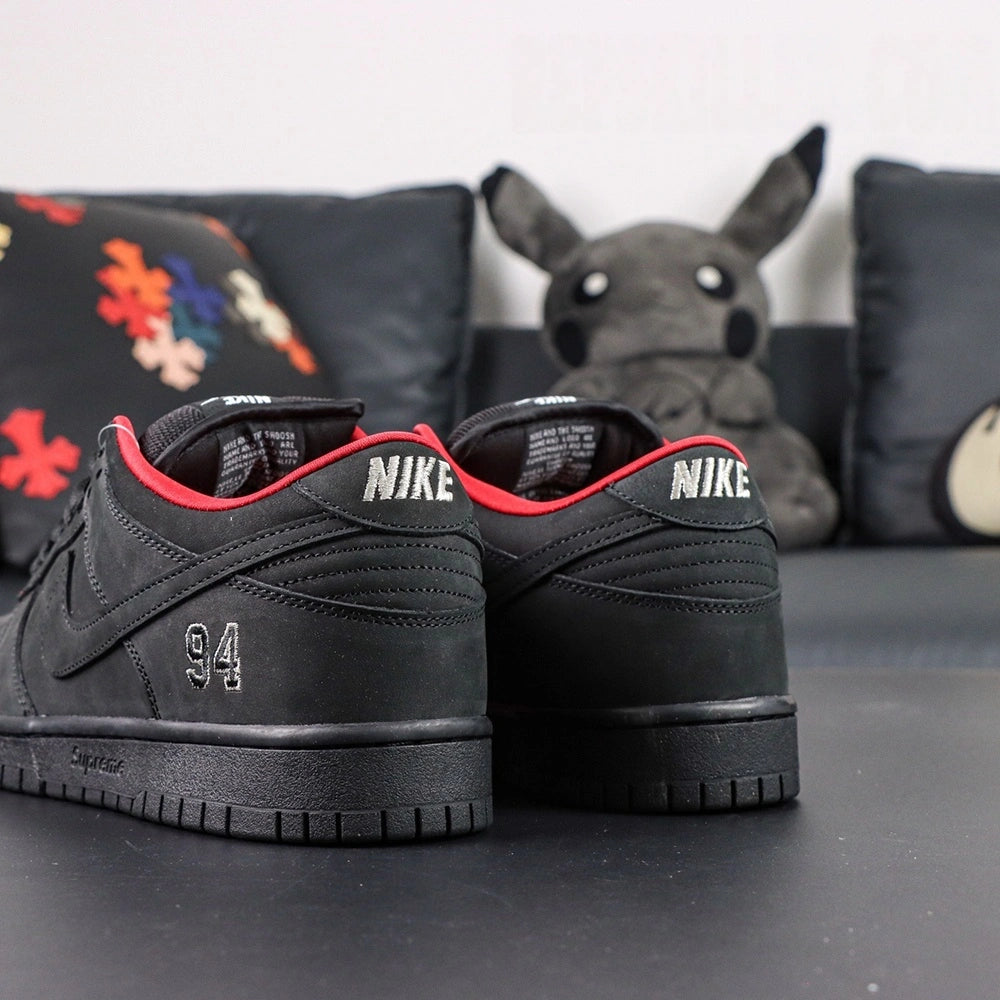 Sup x Dunk Low SB 'Black' 2025