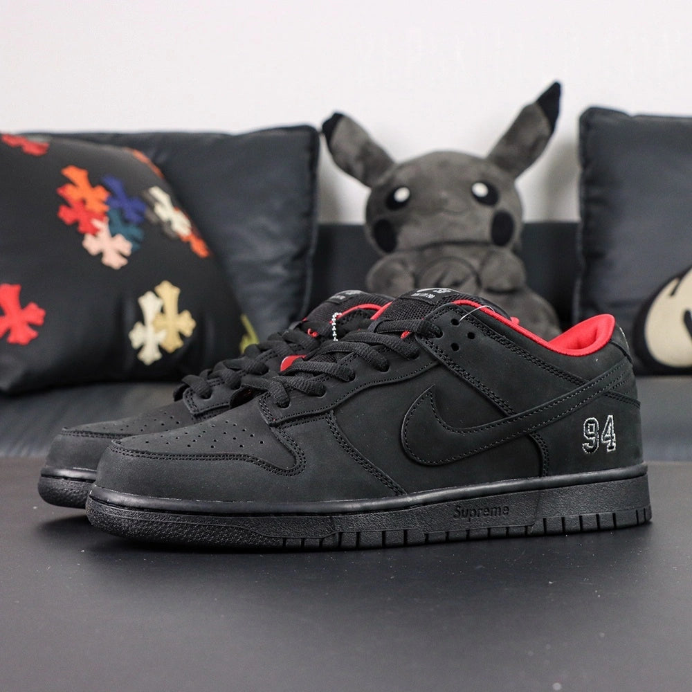 Sup x Dunk Low SB 'Black' 2025