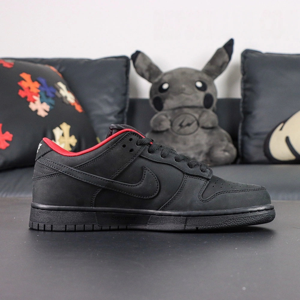 Sup x Dunk Low SB 'Black' 2025