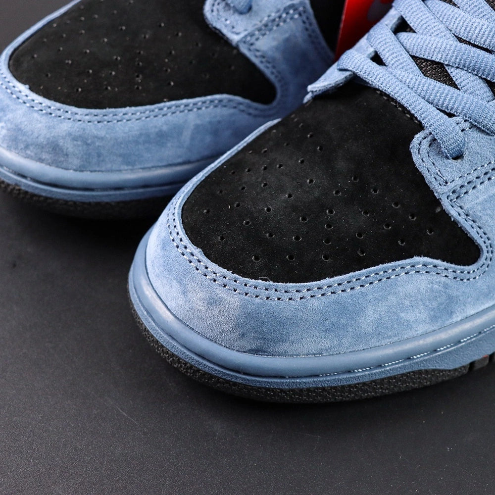Sup x Dunk Low SB 'Ocean Fog'