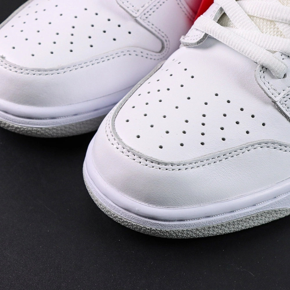 Sup x Dunk Low SB 'White Metallic Silver' 2025