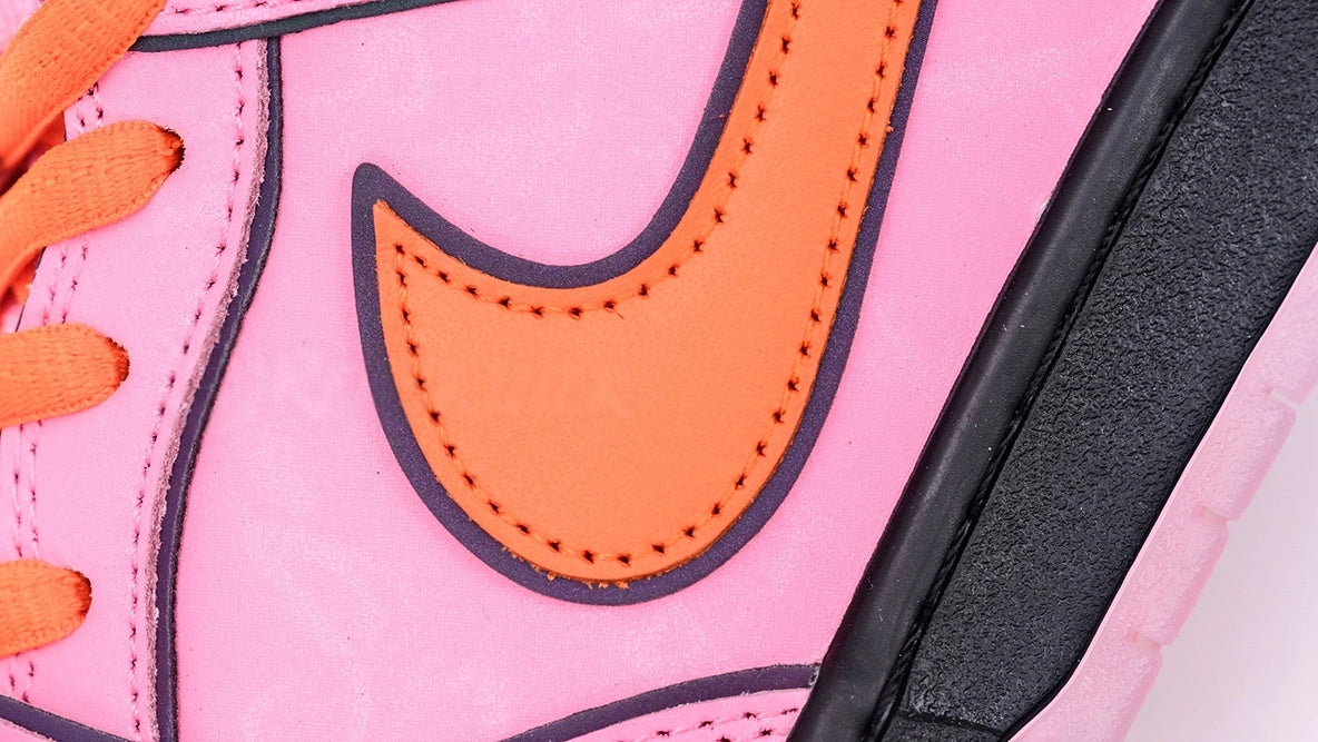 The Powerpuff Girls x Dunk Low Pro SB QS 'Blossom'