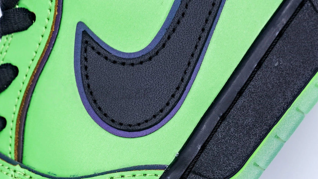 The Powerpuff Girls x Dunk Low Pro SB QS 'Buttercup'