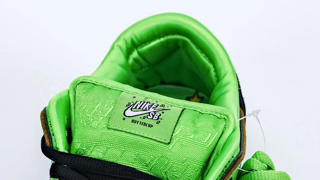 The Powerpuff Girls x Dunk Low Pro SB QS 'Buttercup'