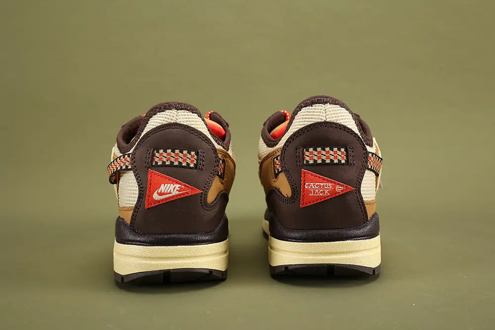 Air Max 1 Cactus Jack Baroque Brown Wheat Cream University Red - Detail 3