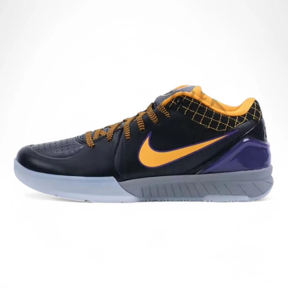Kobe 4 Protro Carpe Diem - Carpe Diem lion crest tongue badge detail