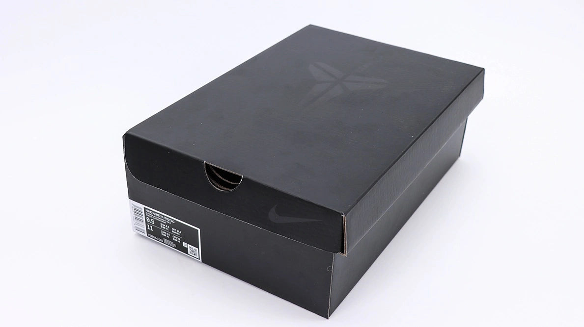 Kobe 4 Protro Gift of Mamba - Kobe star logo tongue badge