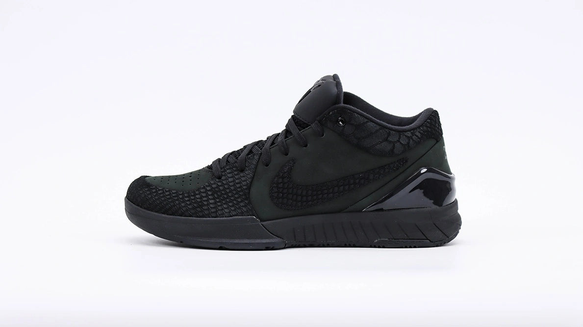 Kobe 4 Protro Gift of Mamba - angle view