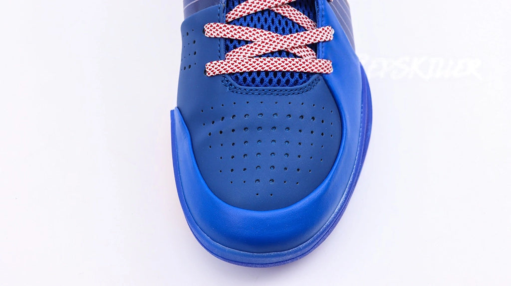 Kobe 4 Protro Philly - pair three-quarter front view