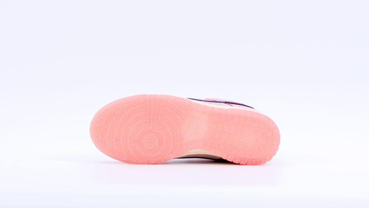 Dunk Low LX ‘Barbie’ - image 4