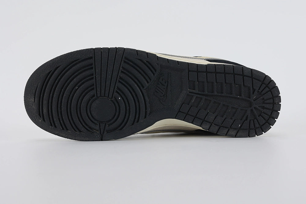 Dunk Low LX ‘Black Suede’ - image 3