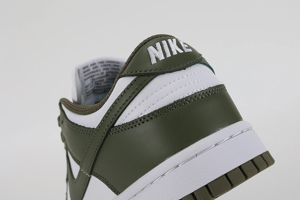 Dunk Low ‘Medium Olive’ - image 6
