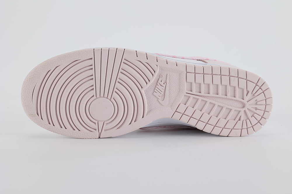 Dunk Low Pink Paisley - image 3