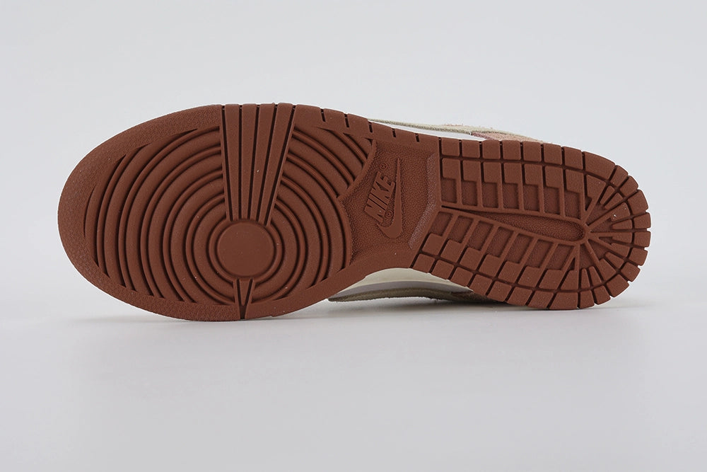 Dunk Low Premium ‘Medium Curry’ - image 2