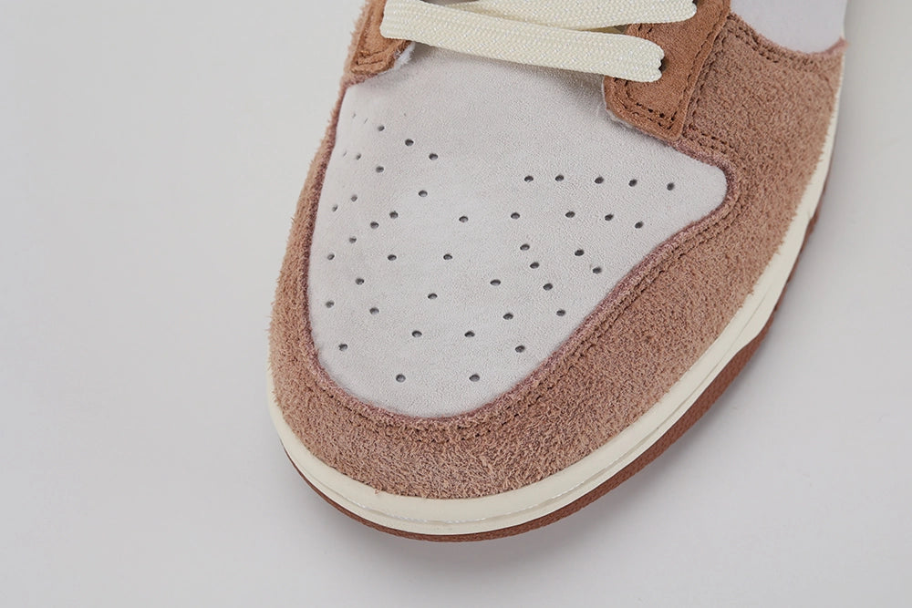 Dunk Low Premium ‘Medium Curry’ - image 4