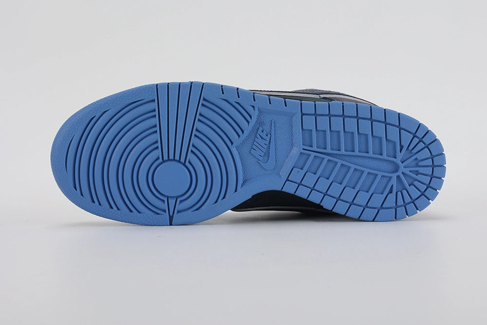 Dunk Low Premium SB ‘Blue Lobster’ - image 2