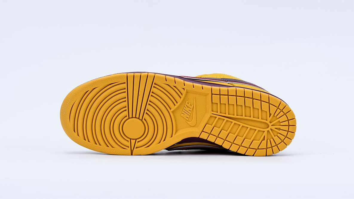 Dunk Low Premium SB ‘Yellow Lobster’ - image 6