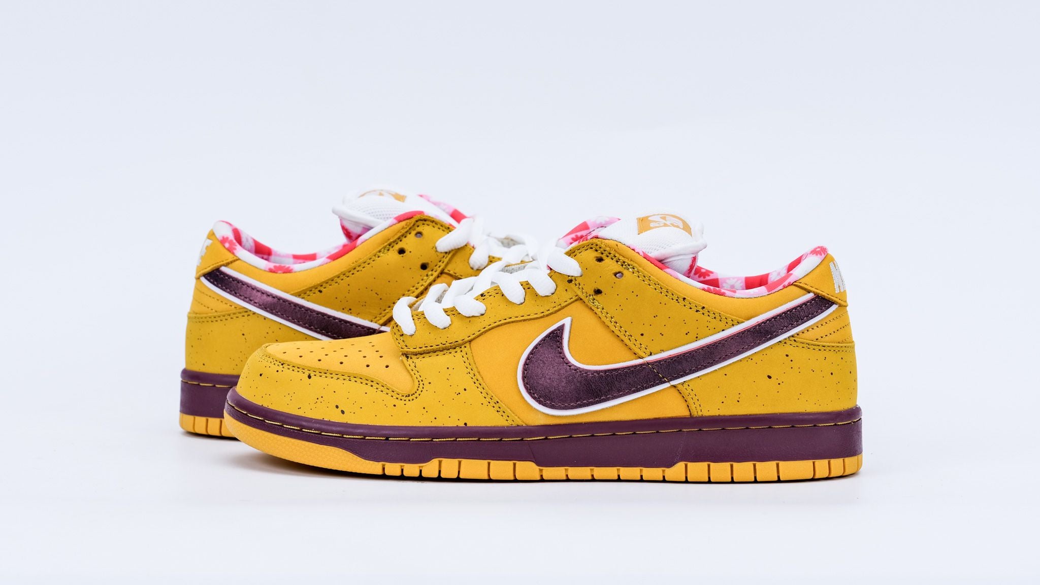 Dunk Low Premium SB ‘Yellow Lobster’ - image 9