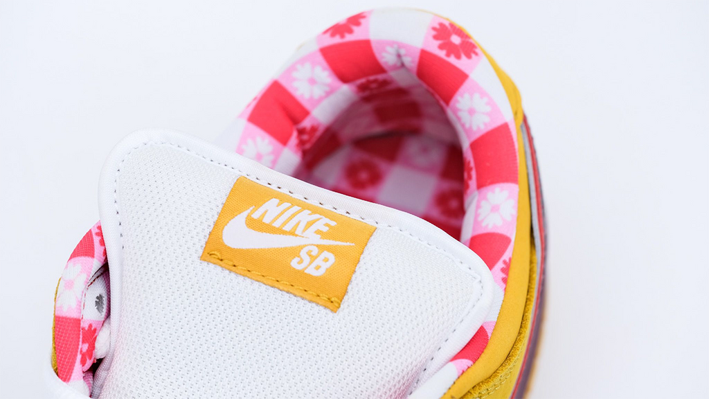 Dunk Low Premium SB ‘Yellow Lobster’ - image 11