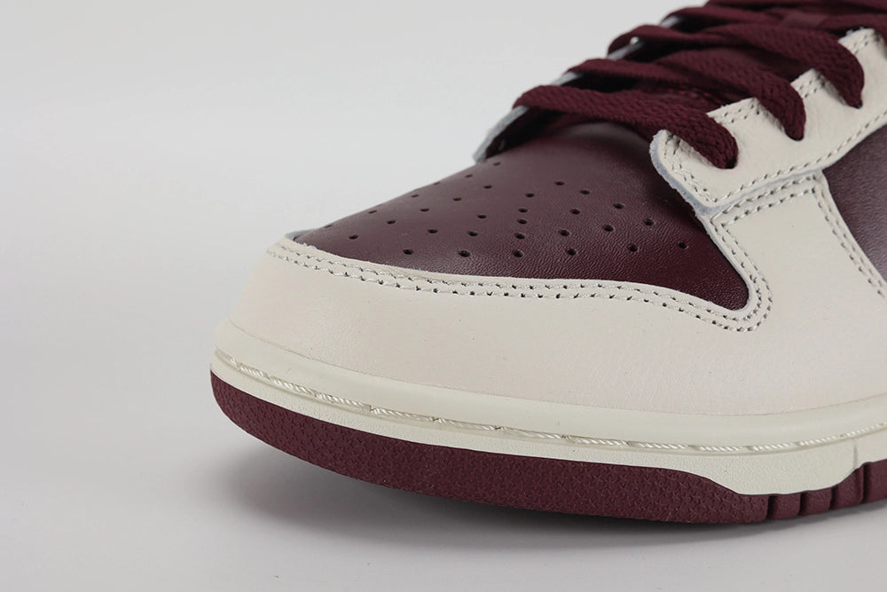 Dunk Low Premium ‘Valentine’s Day’ - image 3