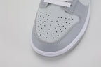 Dunk Low ‘Pure Platinum Wolf Grey’ - image 4