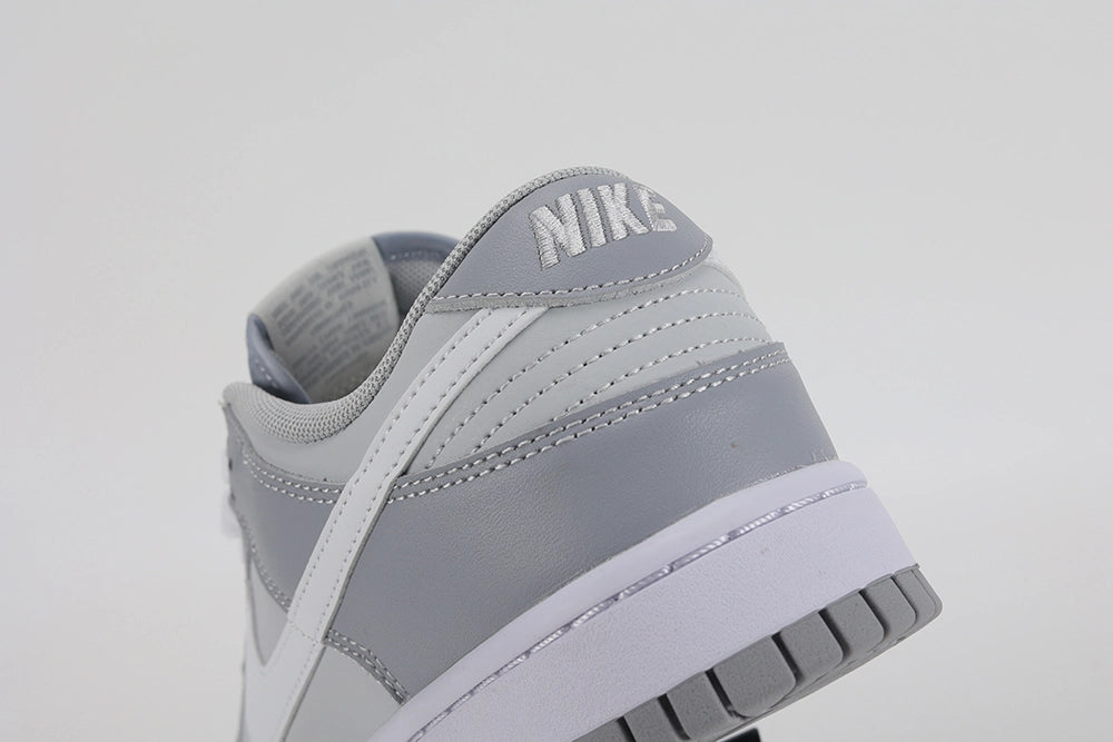 Dunk Low ‘Pure Platinum Wolf Grey’ - image 6