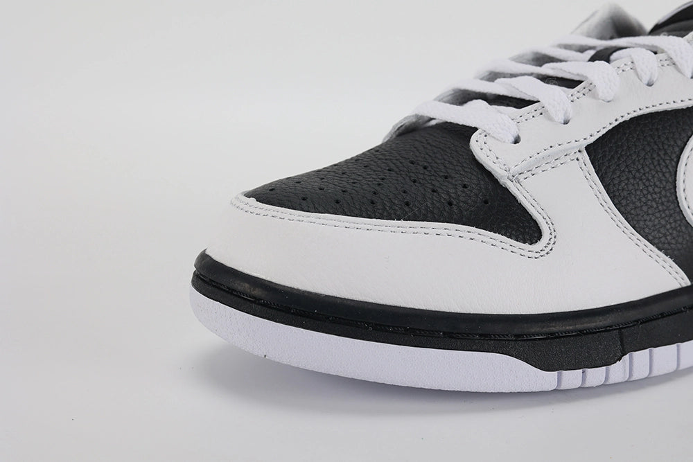 Dunk Low Reverse Panda - image 3