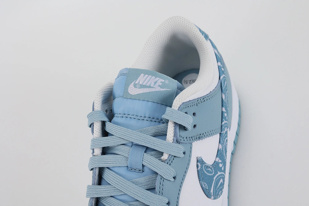 Dunk Low SB Blue Paisley - image 5