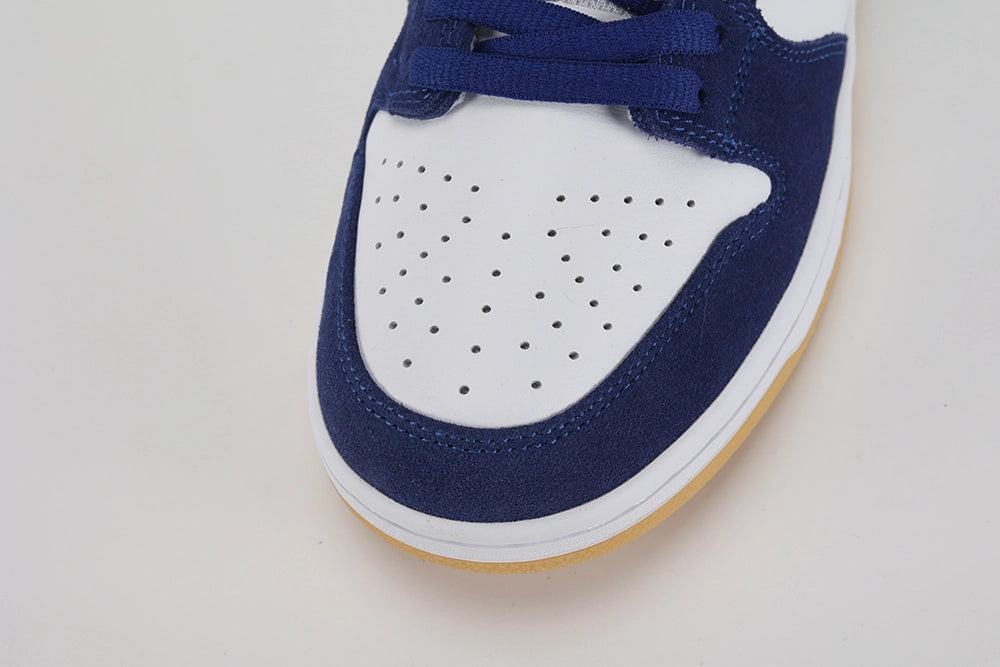 Dunk Low SB ‘Los Angeles Dodgers - image 4