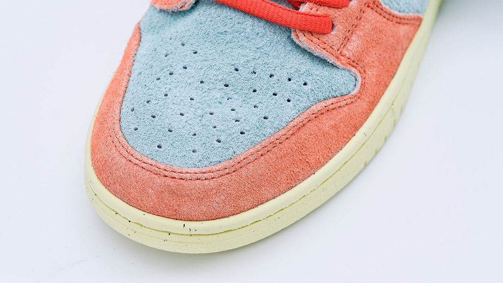 Dunk Low SB ‘Orange Emerald Rise’ - image 11