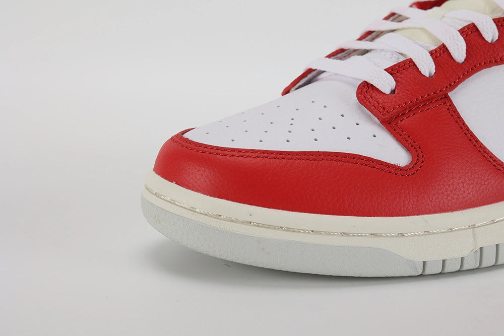 Dunk Low ‘Split – Chicago’ - image 2