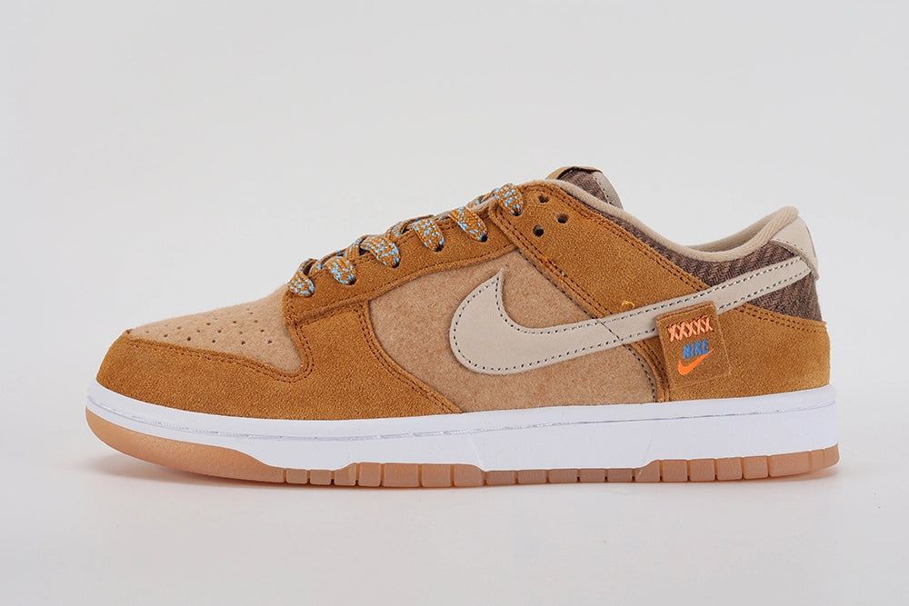 Dunk Low Teddy Bear - image 1