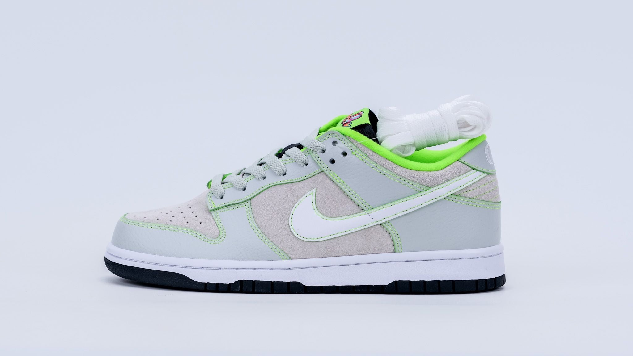 Dunk Low ‘University of Oregon’ PE - image 1