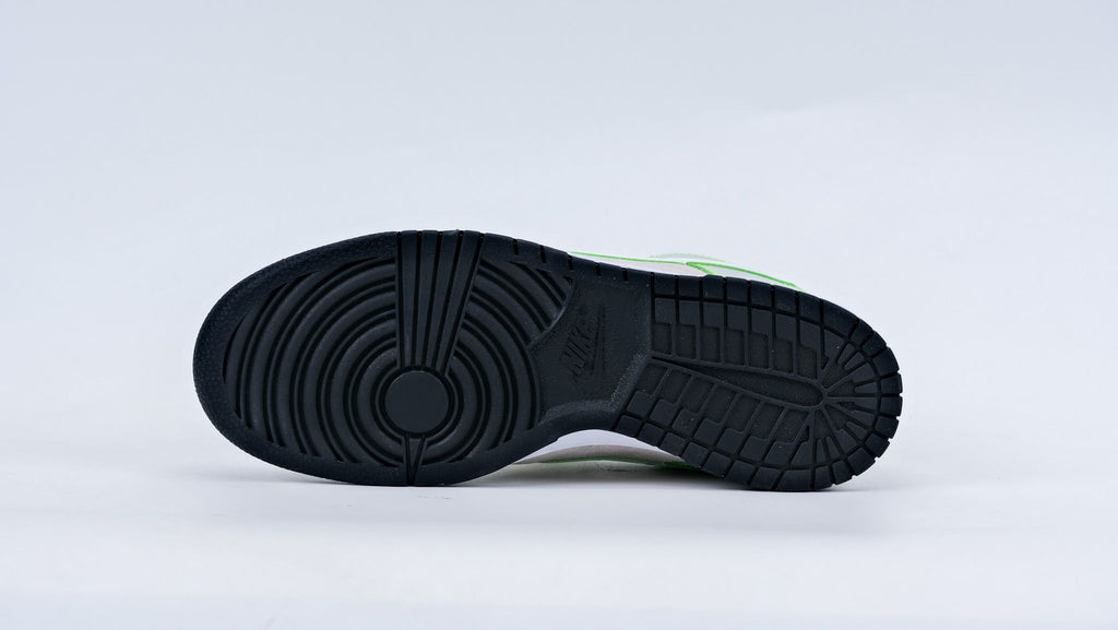 Dunk Low ‘University of Oregon’ PE - image 7