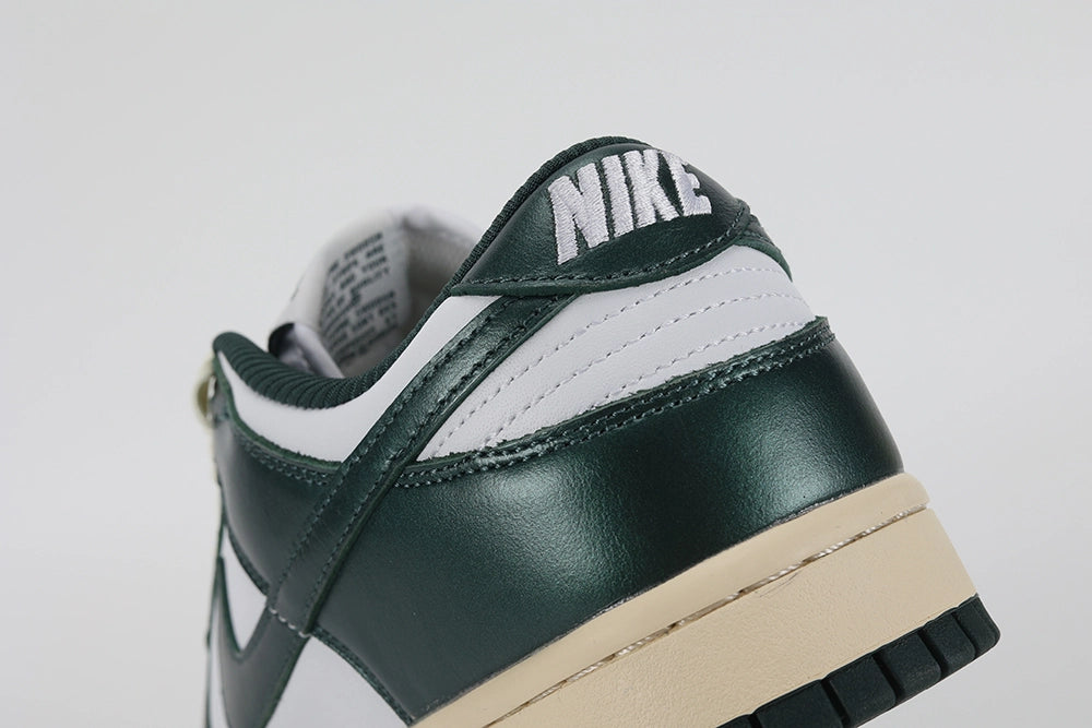 Dunk Low Vintage Green - image 1