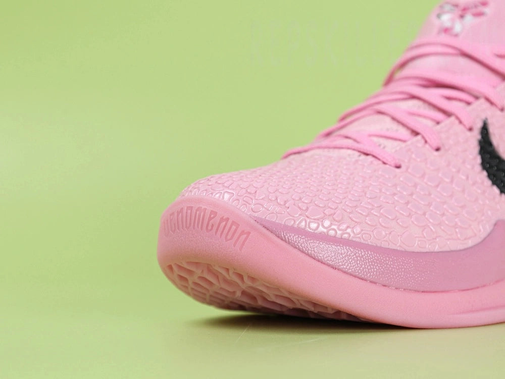 Kobe 6 Protro “Cherry Blossom Grinch” - image 5