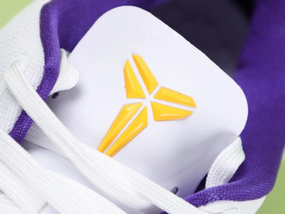 Kobe 8 Protro White / Court Purple - image 8