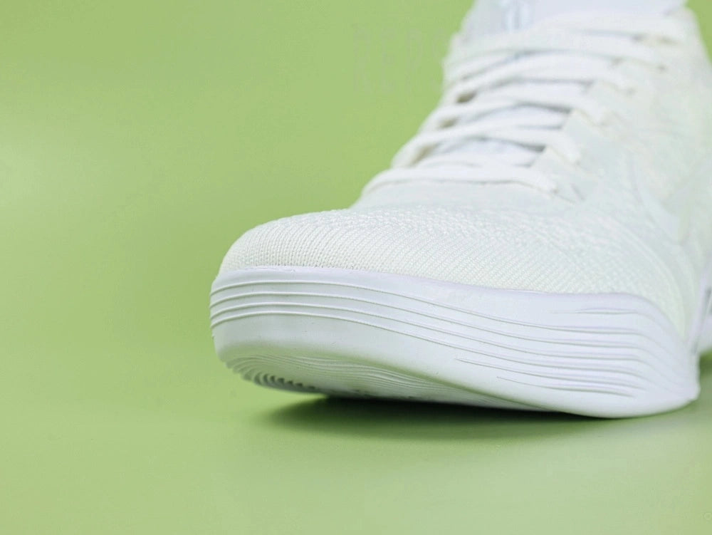 Kobe 9 Elite Low Protro ‘Halo’ - image 5