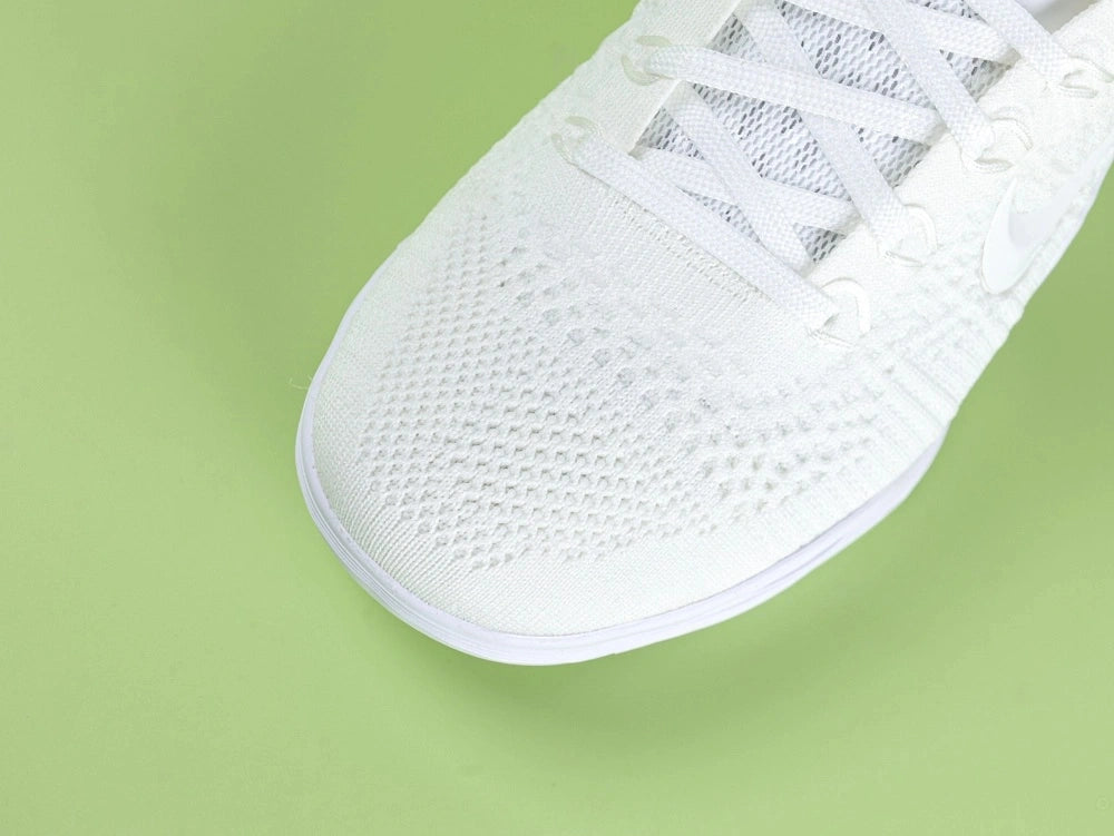 Kobe 9 Elite Low Protro ‘Halo’ - image 7