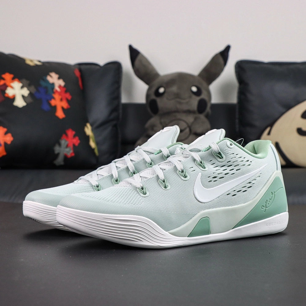 Kobe 9 Low EM Protro ‘Light Silver’ 2026 - image 3
