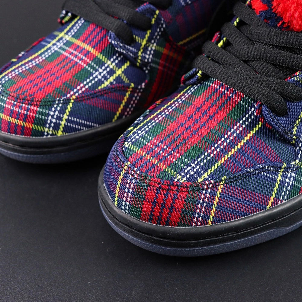 Nardwuar x Dunk Low SB 'Tam O’ Shanter Hat' - image 3