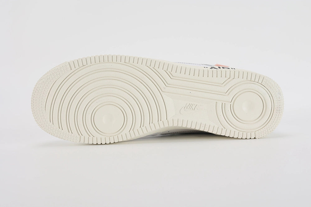 Off-White x Air Force 1 ComplexCon - Swoosh Silver Detail